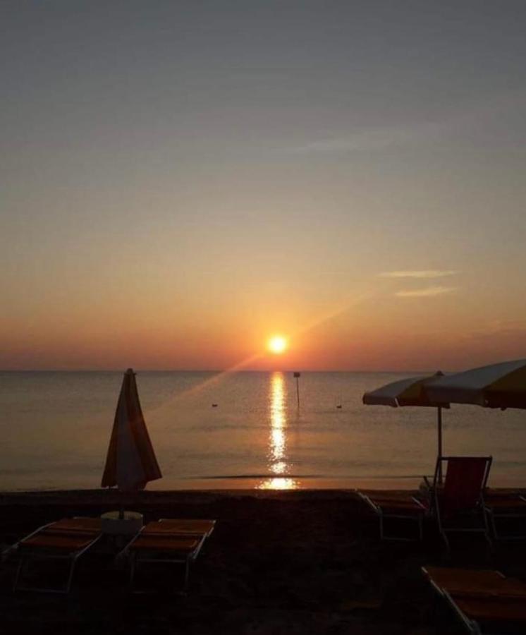 Residence Anchisemare Alba Adriatica Εξωτερικό φωτογραφία