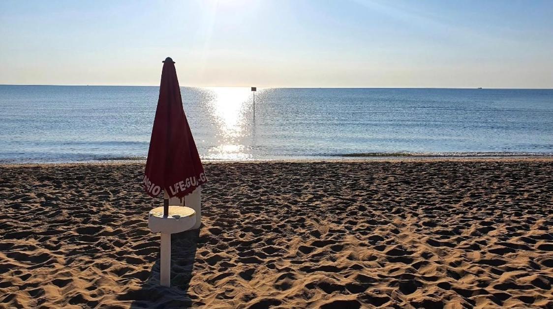 Residence Anchisemare Alba Adriatica Εξωτερικό φωτογραφία