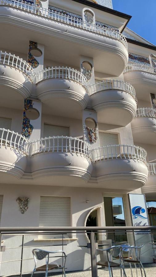 Residence Anchisemare Alba Adriatica Εξωτερικό φωτογραφία