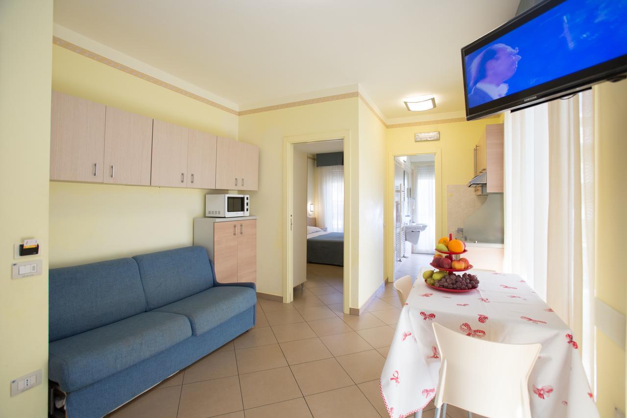 Residence Anchisemare Alba Adriatica Εξωτερικό φωτογραφία