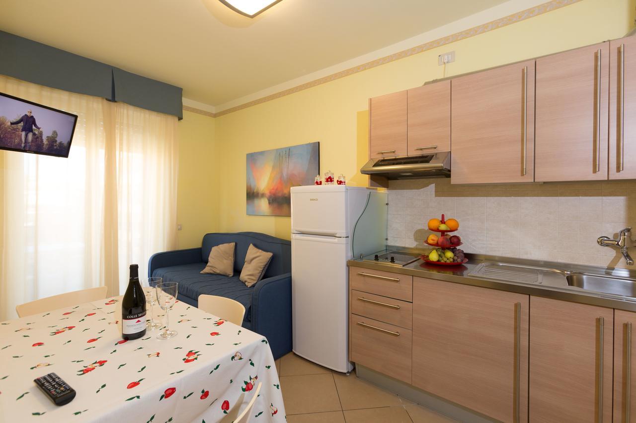 Residence Anchisemare Alba Adriatica Εξωτερικό φωτογραφία