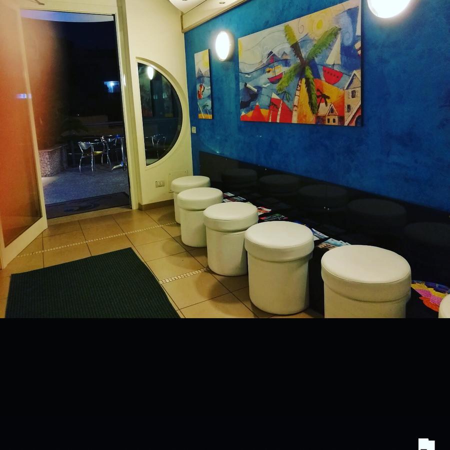 Residence Anchisemare Alba Adriatica Εξωτερικό φωτογραφία